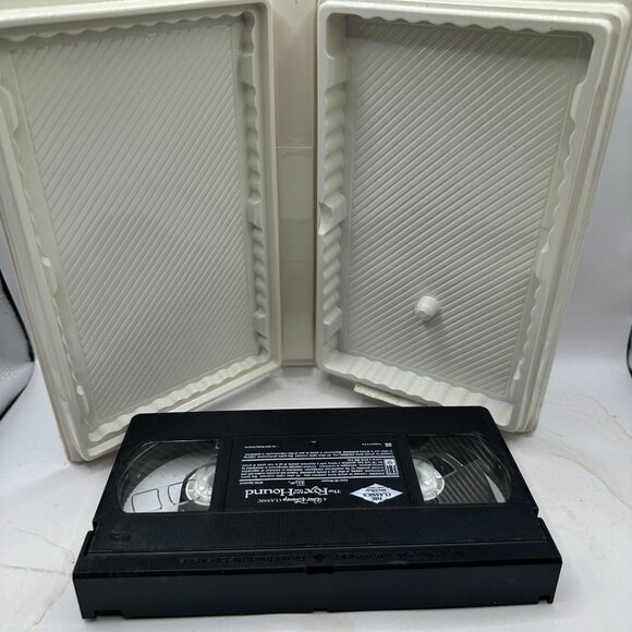 The Fox and the Hound (a Walt Disney Classic)  [VHS] - Picture 3 of 3